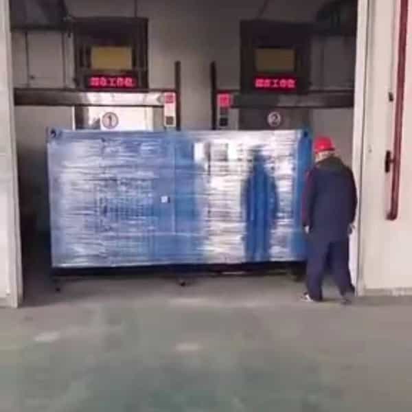 聚合氟化化工廠反應(yīng)釜清洗機(jī)